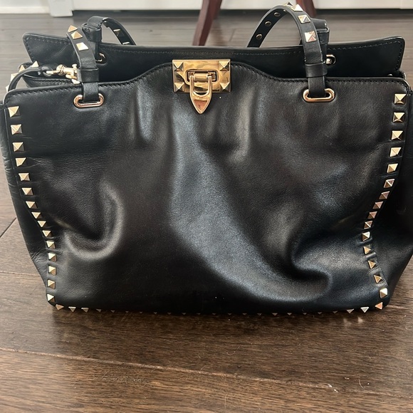 Valentino rockstud tote excellent condition medium shoulder straps and crossbody - Picture 1 of 17